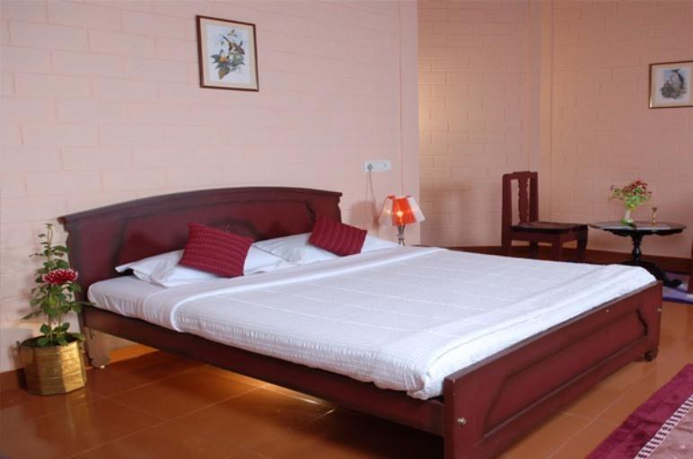 Krishnagiri Sunbird Garden Resort الغرفة الصورة