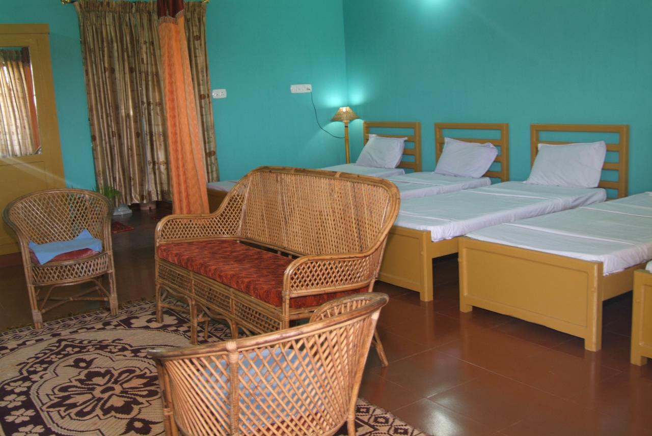 Krishnagiri Sunbird Garden Resort الغرفة الصورة