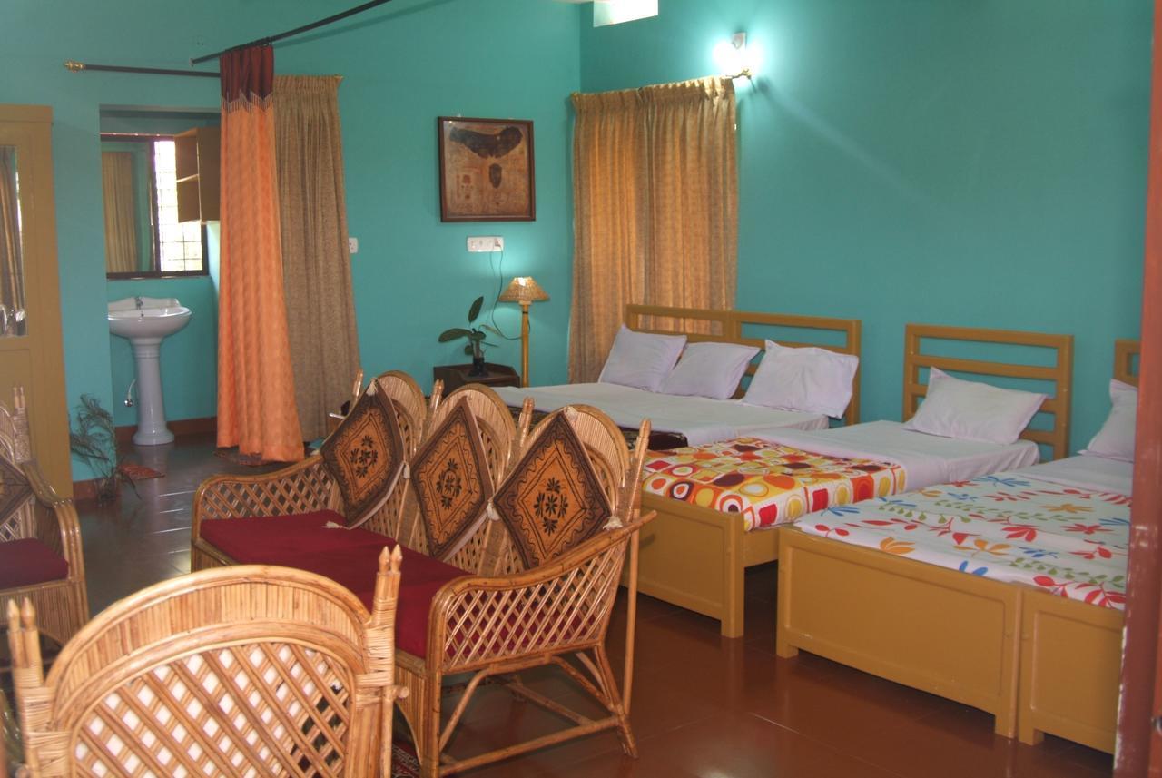 Krishnagiri Sunbird Garden Resort الغرفة الصورة